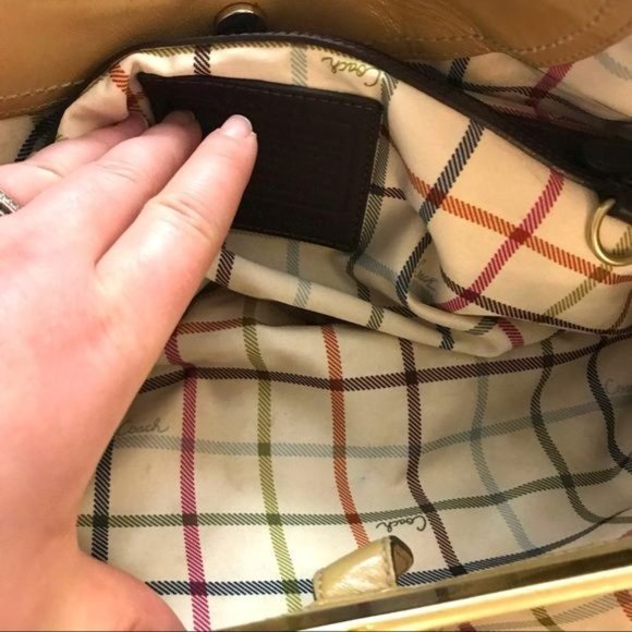 Vintage Coach Ergo Yellow Pleated Leather Kisslock Hobo Purse Bag - Picture 10 of 15